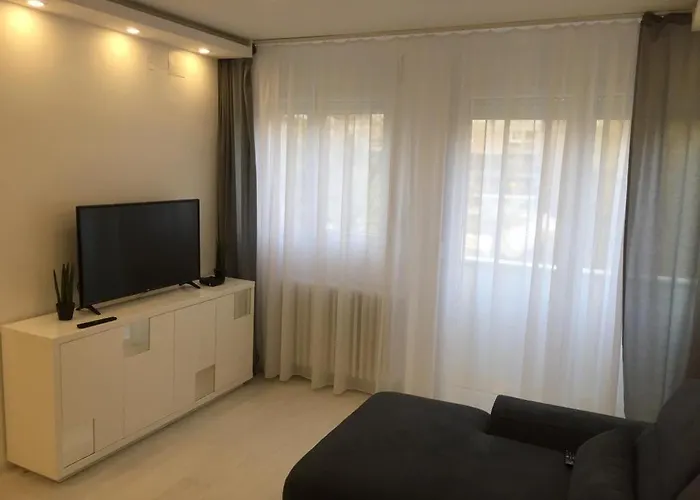 位于巴纳提克的2卧室公寓-54平方米|带1个独立浴室 公寓